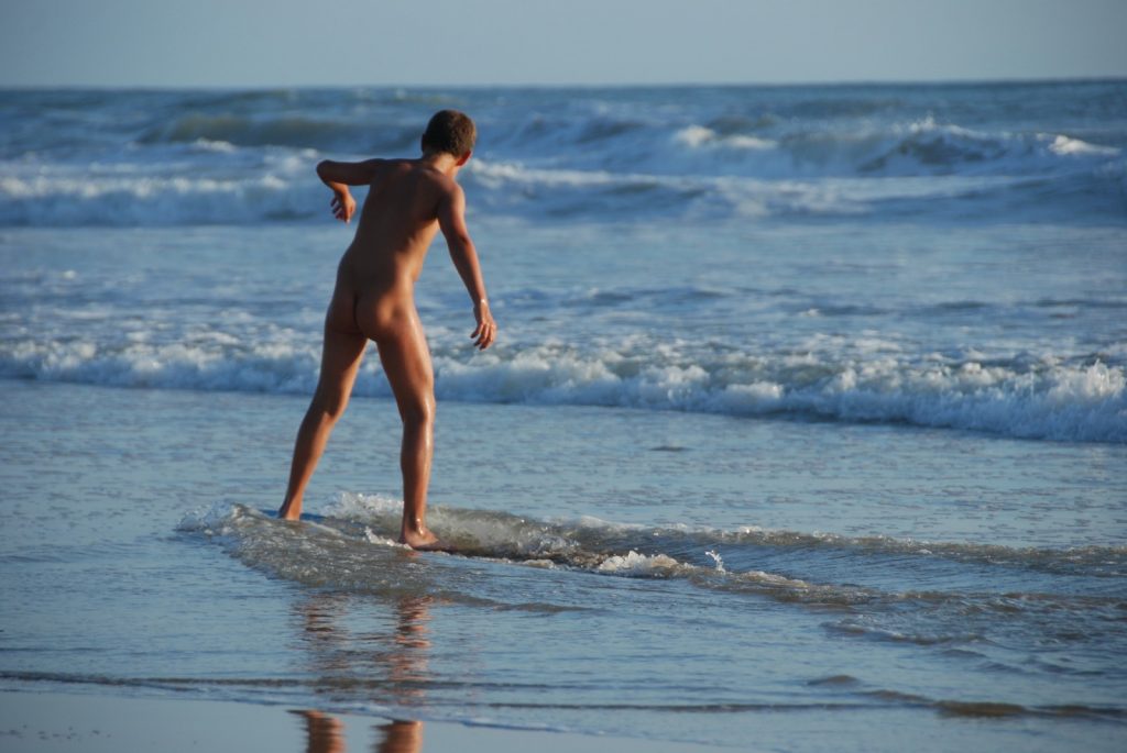 Gay naturism movie